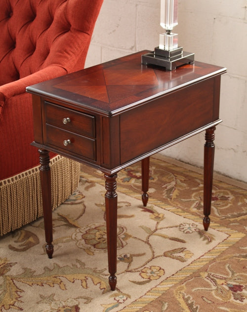 ET05ATL - Georgetown Heights Chairside Chest