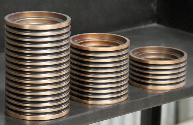 Set of 3 Ribbed Copper Candle Holders